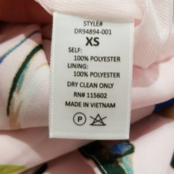 Lush V-neck Surplice Maxi Dress in Mauve Floral NEW - Picture 5 of 5